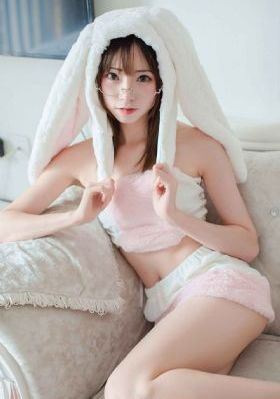 男朋友让我吃它下面_BD英语高清免费观看