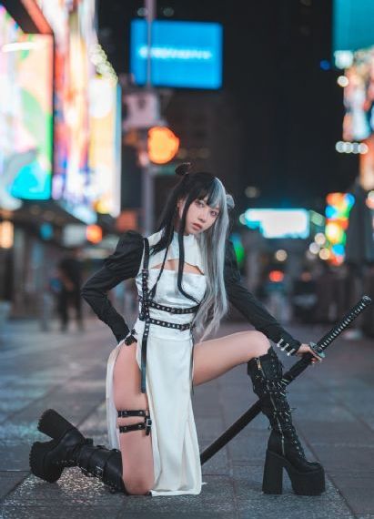 老女人老熟妇欧美午夜三级理论_1080高清在线观看
