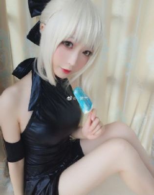 亚洲欧美在线制服丝袜国产_4K完整在线观看